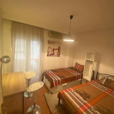 Queen Suites 60M2 سالونيك المظهر الخارجي الصورة