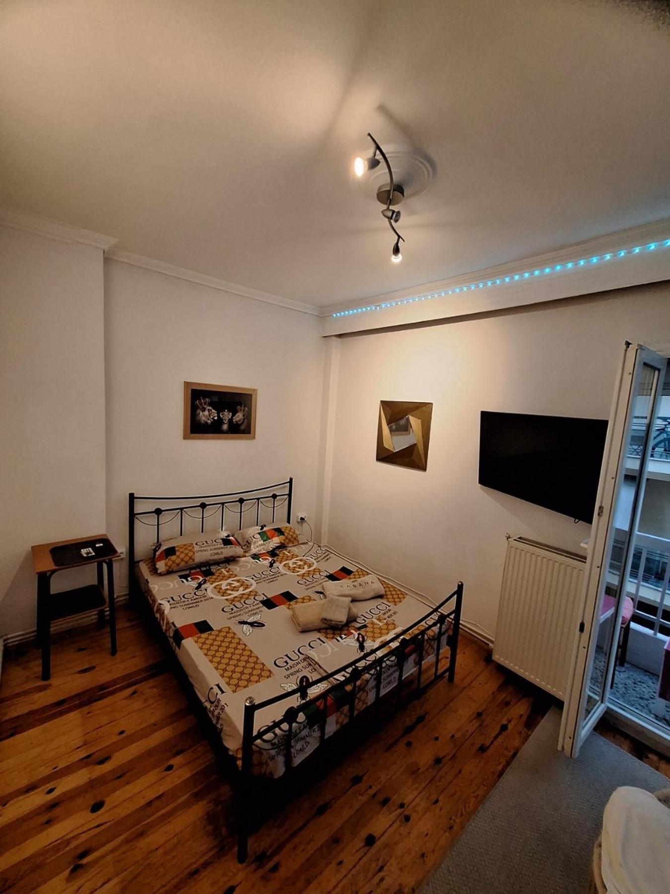 Queen Suites 60M2 سالونيك المظهر الخارجي الصورة