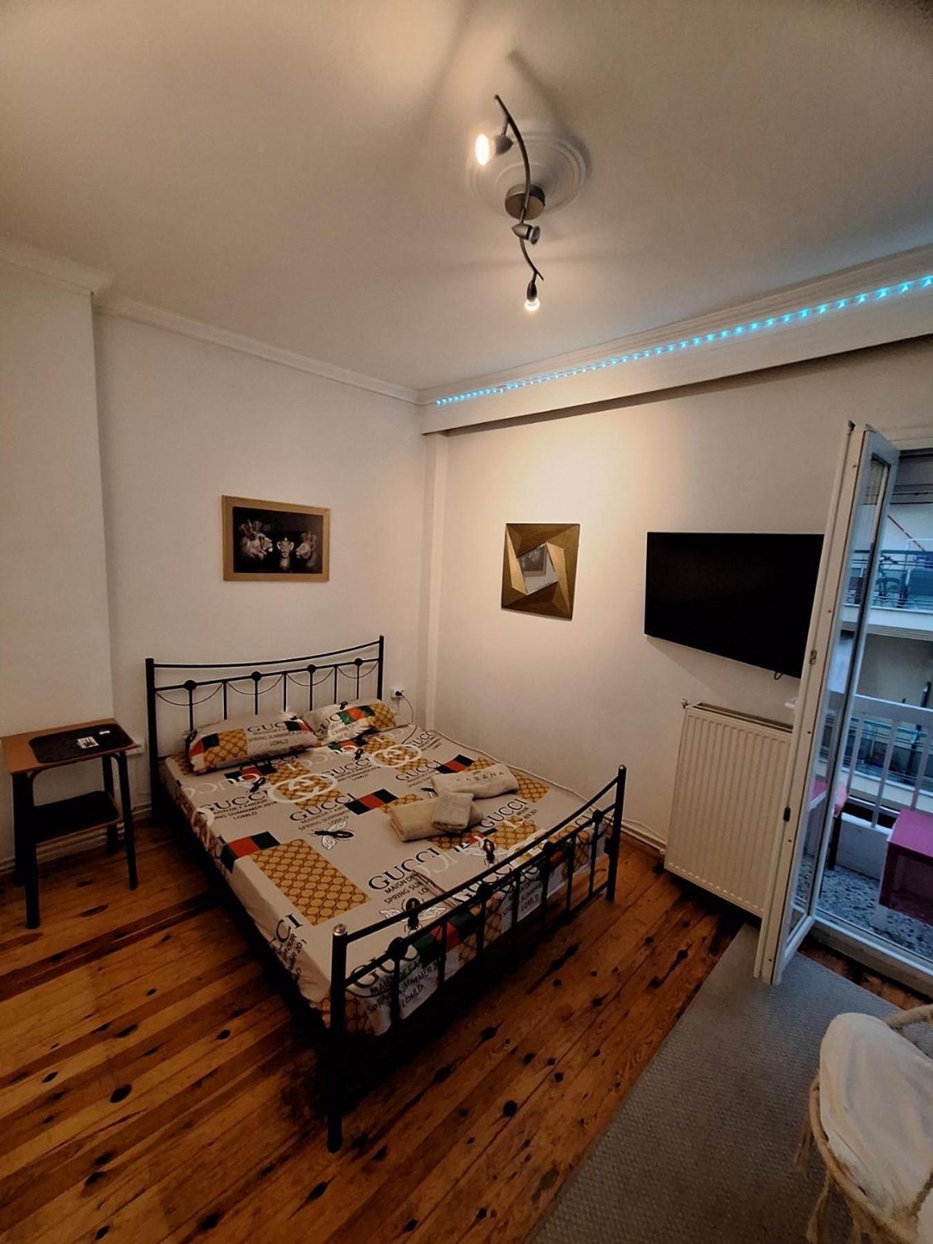 Queen Suites 60M2 سالونيك المظهر الخارجي الصورة